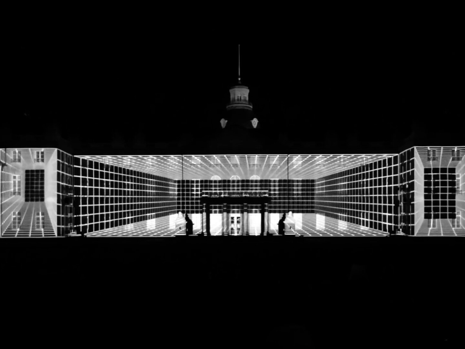 NOISE³ projection mapping on the Karlsruhe Palace at Schlosslichtspiele Karlsruhe in Karlsruhe, Germany, 2015 – by ruestungsschmie.de