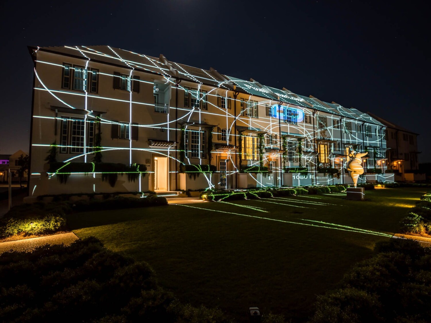 NY³ digital graffiti at Alys Beach in Alys Beach, Florida, USA, 2019 – by ruestungsschmie.de