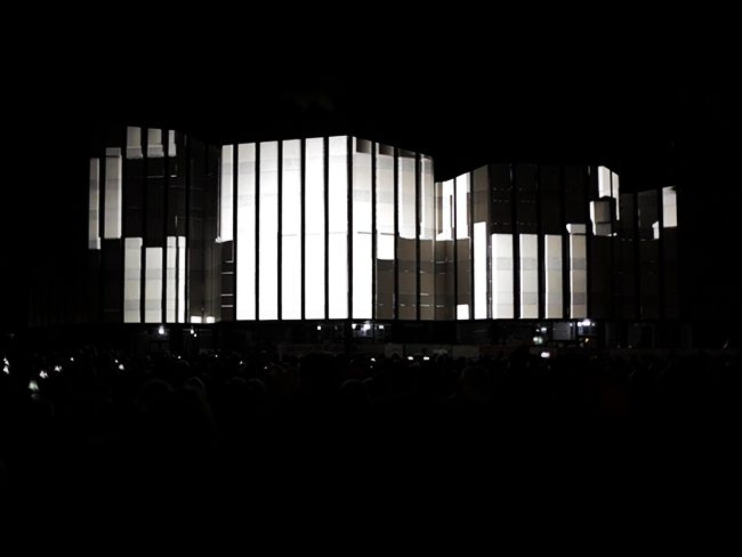 WOB75 projection mapping on the Alvar Aalto Cultural Centre at 75 years of Wolfsburg in Wolfsburg, Germany, 2013 – by ruestungsschmie.de